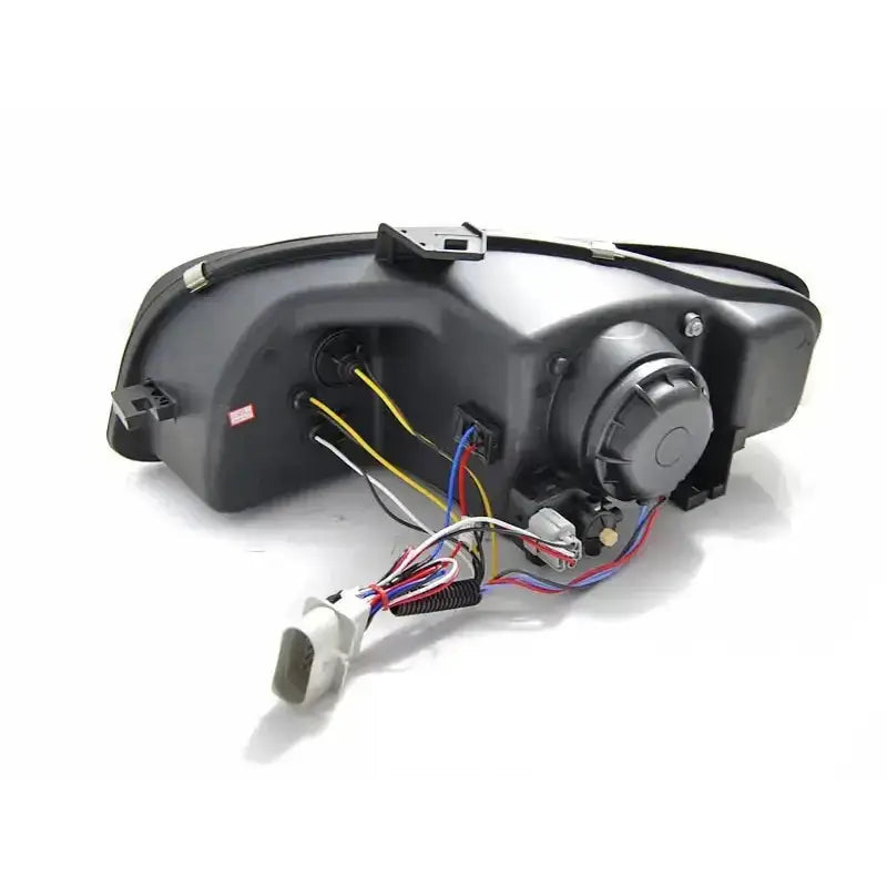 Hovedlys Audi A4 B7 Daylight LED svart bakside med ledninger og uttrekksbar hette.