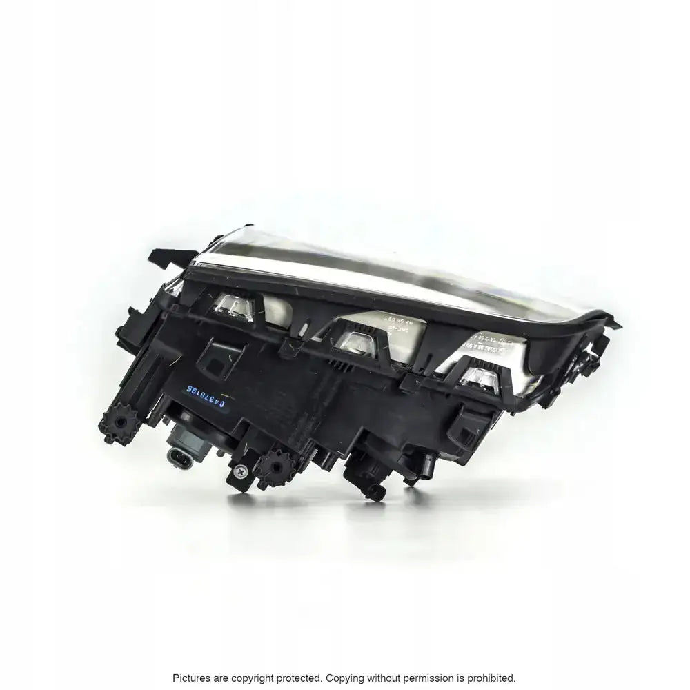 Headlights Bmw 3 Serie E46 98-01 vist fra skrå bakside med koblingspunkter og reflektorer.