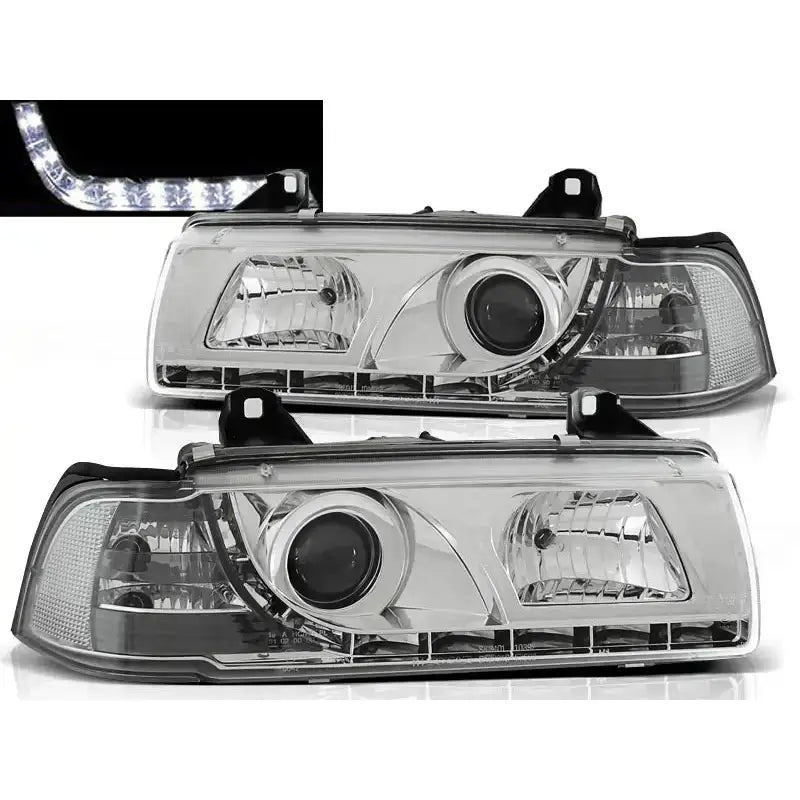 Frontlykter Bmw E36 12.90-08.99 chrome med svart innfatning og integrert LED-lys, sett skrått forfra.