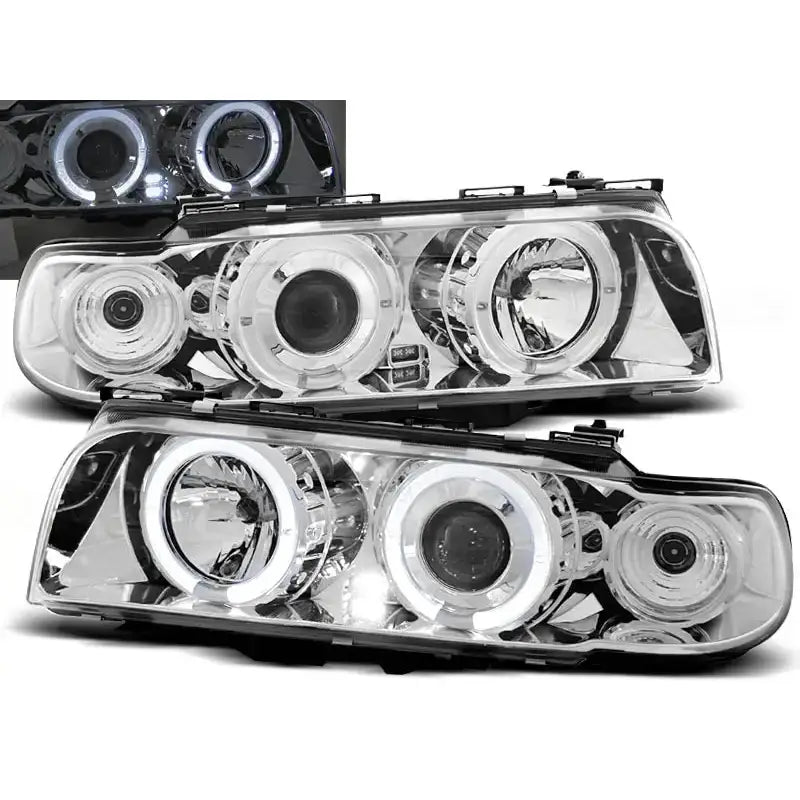 Frontlykter Bmw E38 Angel Eyes Chrome med runde LED-lys og kromdetaljer, sett forfra i dagslys.