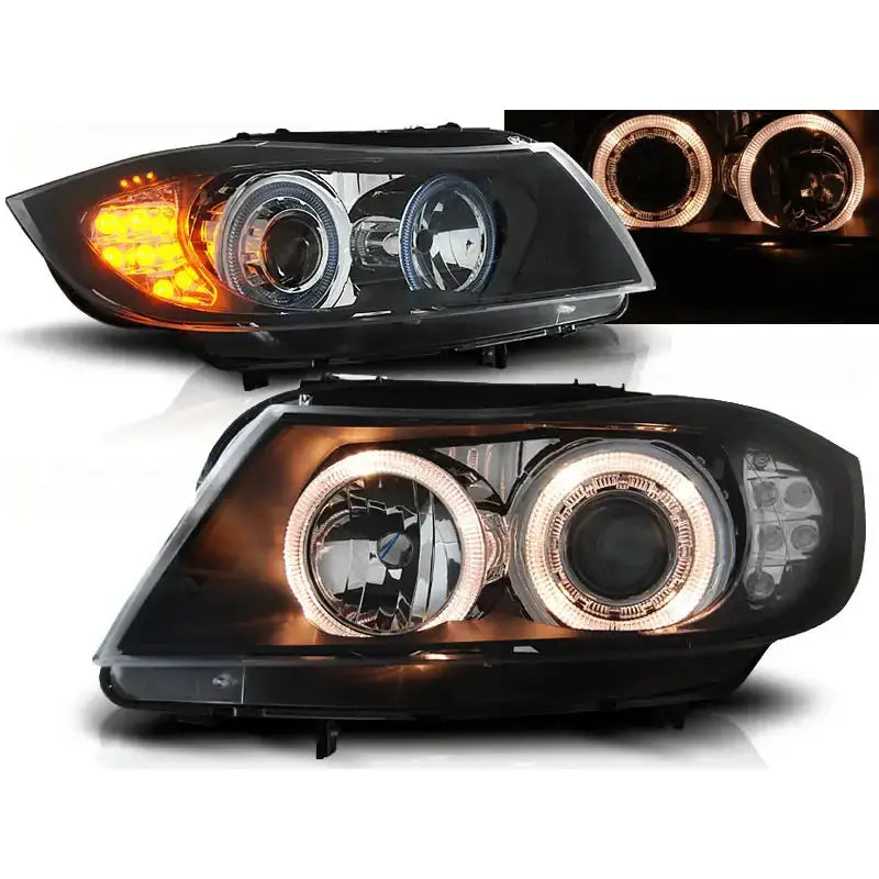 Frontlykter Bmw E90/E91 Angel Eyes Black Led med doble hovedlys og LED-halo-ringer, sett fra skrå forside.