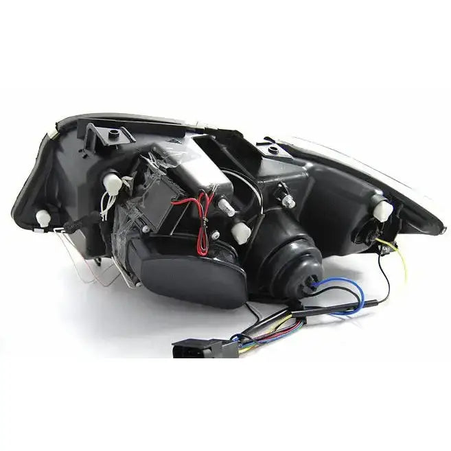 Headlamp bakside av Bmw E90/E91 Angel Eyes CCFL Chrome med synlige ledninger og tilkoblinger.