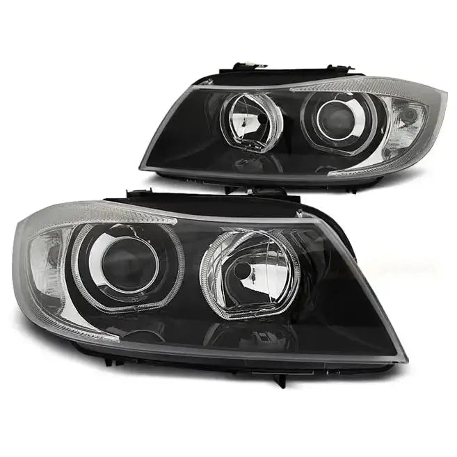 Frontlykter Bmw E90/E91 03.05-11 LED Angel Eyes Black sett fra skrå vinkel med doble ringer.