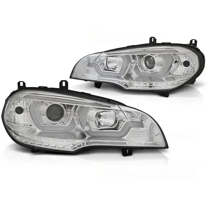 Frontlykter Bmw X5 E70 Tube Light DRL Chrome sett forfra med klare linser og sorte detaljer.