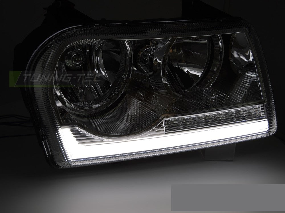 Komplett sett frontlykter Chrysler 300 krom Tube Light venstre og høyre