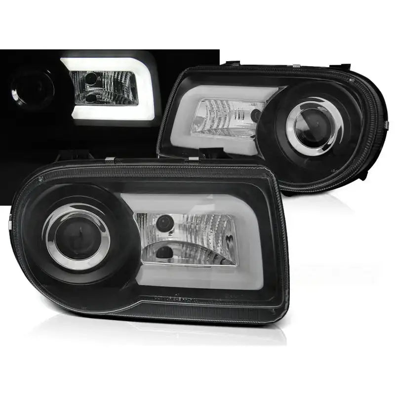 Frontlykter Chrysler 300C 05-10 Black Tube Light med LED-ramme og rektangulært design.