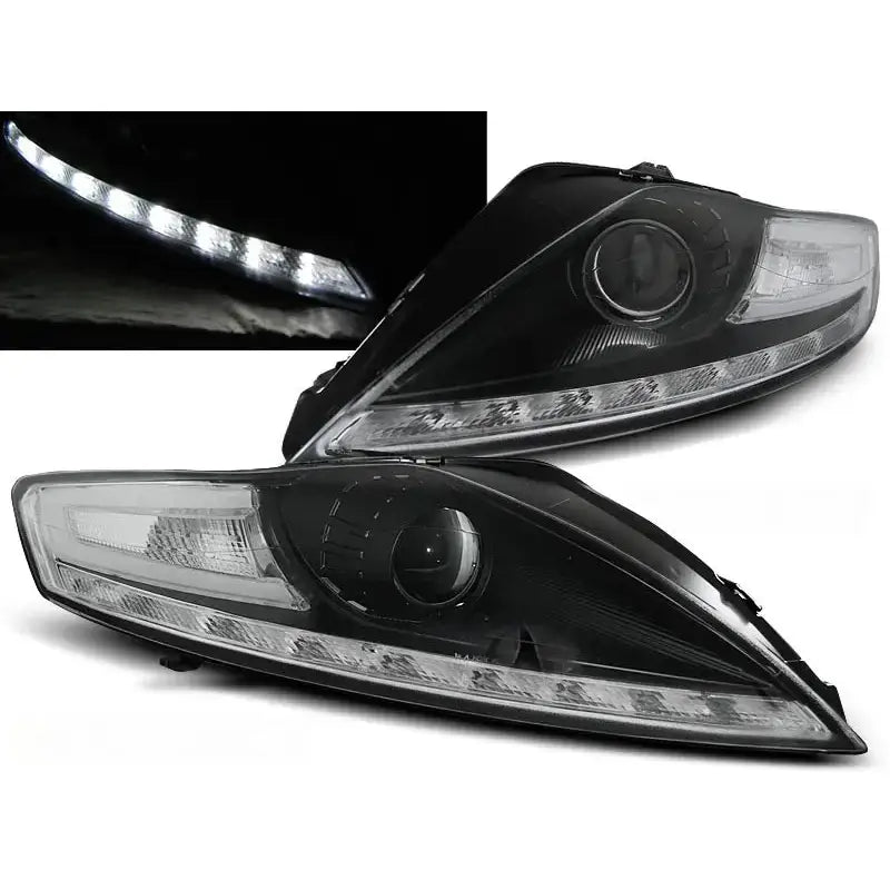 Frontlykter Ford Mondeo 07.07-11.10 Black med svarte hus og klare linser, LED-lys tent i mørket.
