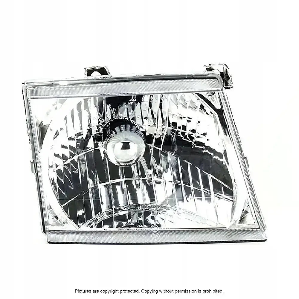 Hovedlykter Ford Ranger 06-09 H4 med klart glass og sølvdetaljer, sett rett forfra.