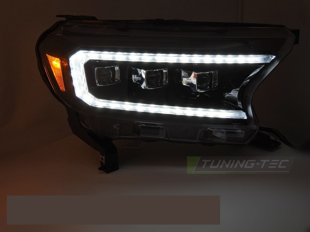 Nærbilde av LED frontlykt i svart for Ford Ranger V LPFO94