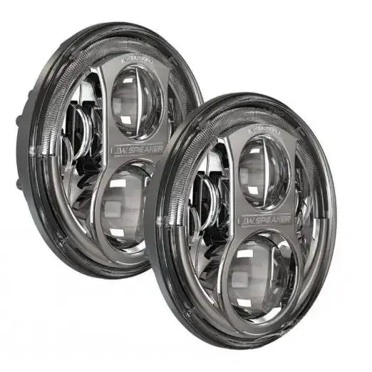 Frontlykter Led JW Speaker 8700 Evo J Chrome til Jeep Wrangler JK, sett fra siden med synlig reflektordesign.