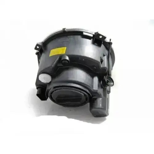 Hovedlykter Mercedes G-CLASS W463 Xenon, svart plast med gul merkebrikke og hvit hette, skrå vinkel.