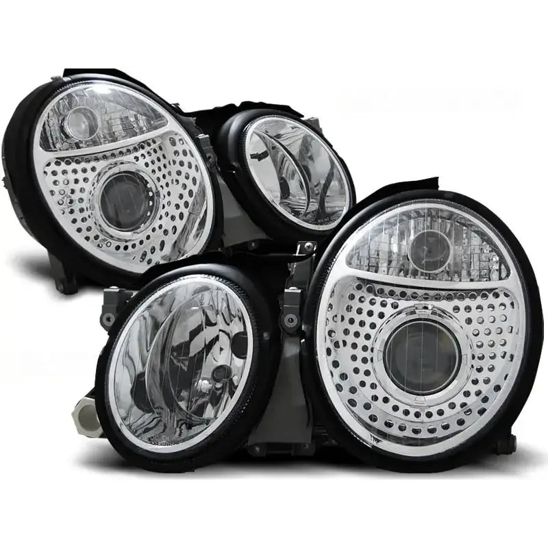 Frontlykter Mercedes W208 CLK 03.97-04.02 Chrome med to runde hovedlys på hvit bakgrunn.