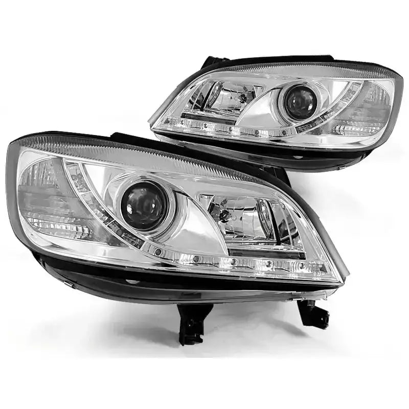 Hovedlykter Opel Zafira 04.99-06.05 i chrome med LED-striper, sett skrått forfra.