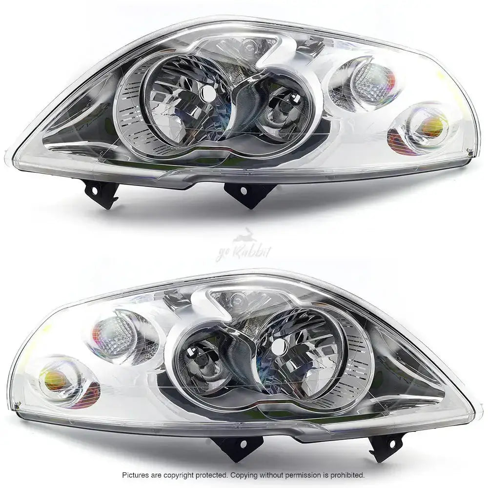 Frontlykter Renault Master 10- H1/H7 sett fra skrå forside med klare linser og kromdetaljer.