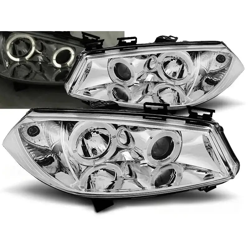 Frontlykter Renault Megane II Angel Eyes Chrome sett forfra med klare linser og kromdetaljer.