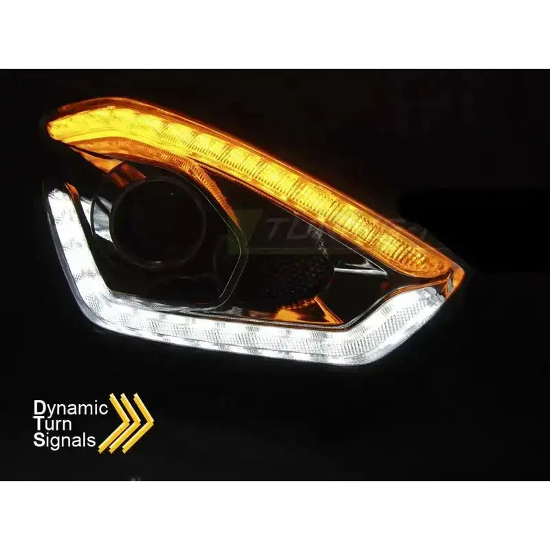 Headlamp Suzuki Swift VI Tube Light med LED-striper og dynamiske blinklys i mørkt miljø.