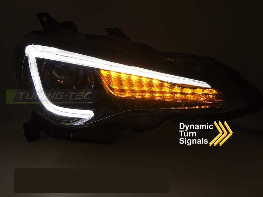 Frontlykter Toyota GT86 svart hus LED DRL montert sett fra siden