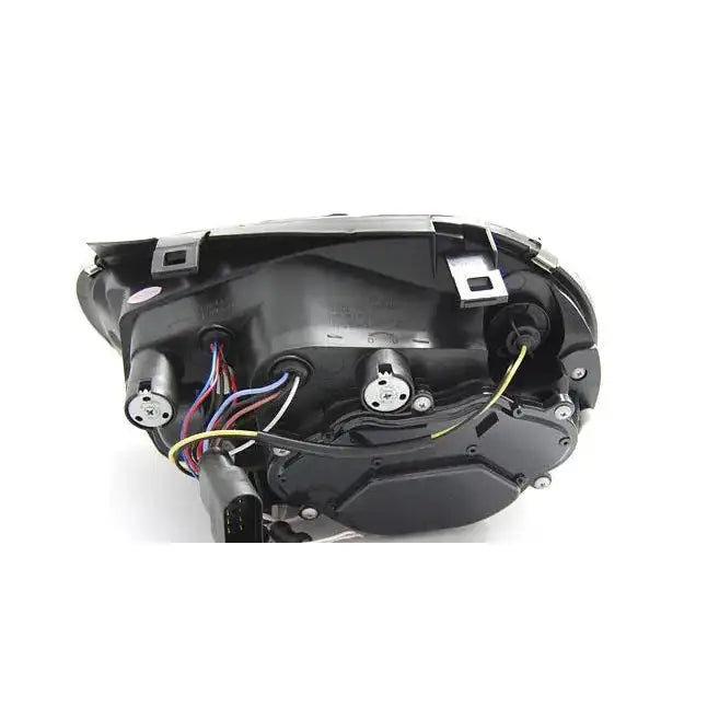 Headlights Vw Golf 4 Angel Eyes CCFL Black bakside med ledninger, elektriske kontakter og monteringspunkter.