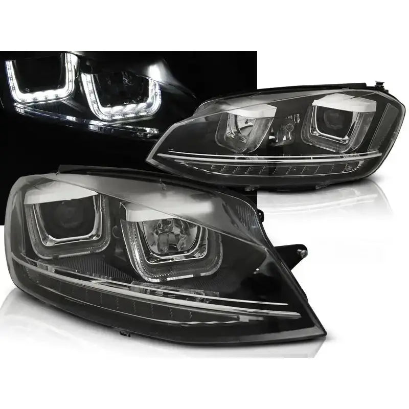 Frontlykter Vw Golf 7 U-Type Black DRL med LED-lyslist og klare reflektorer, sett forfra.