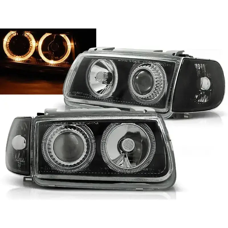 Frontlykter Vw Polo 6N Angel Eyes Black med klart glass og svarte detaljer, LED-ringer lyser oransje.