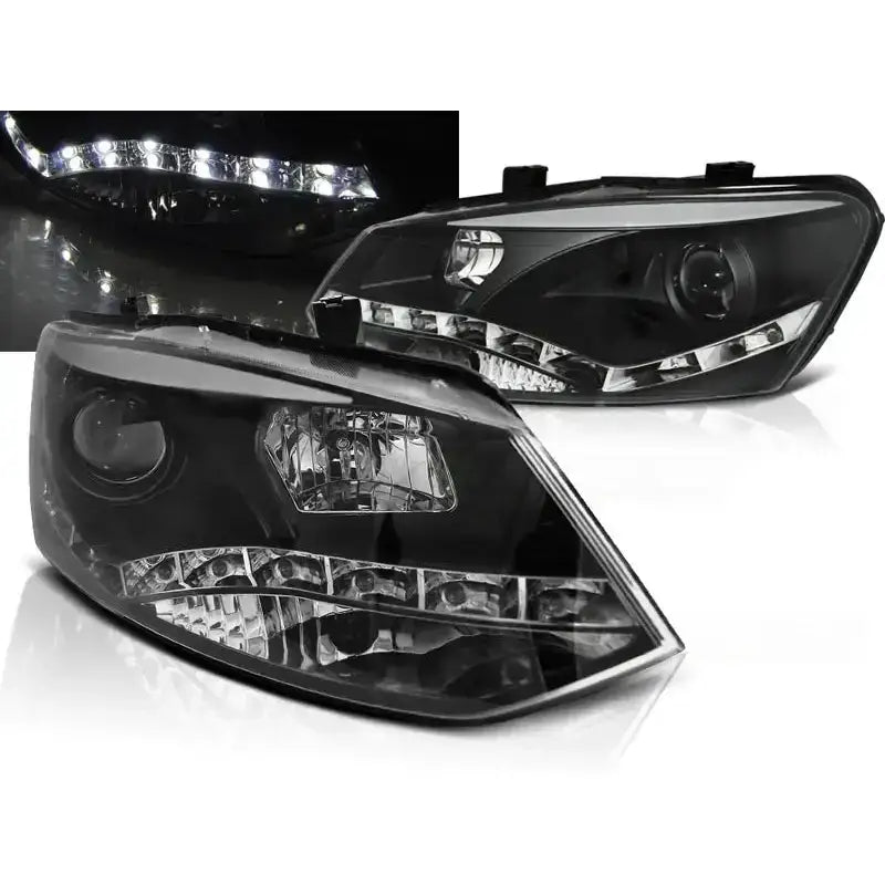 Frontlykter Vw Polo 6R 09-03.14 DRL Black med LED-striper, vist fra skrå frontvinkel.