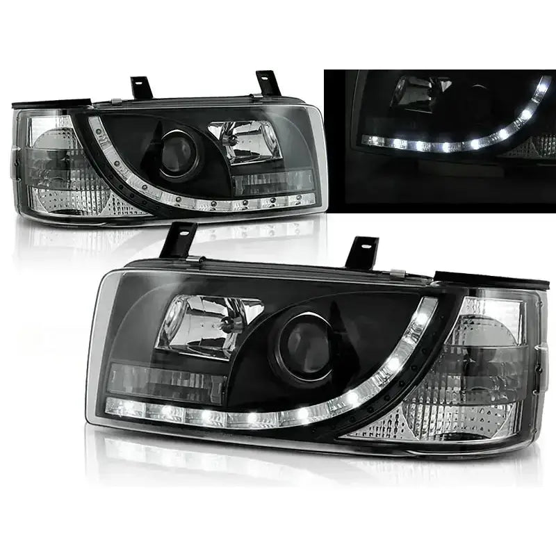 Frontlykter Vw T4 90-03.03 Black med klare linser og LED-lysstripe, sett forfra.