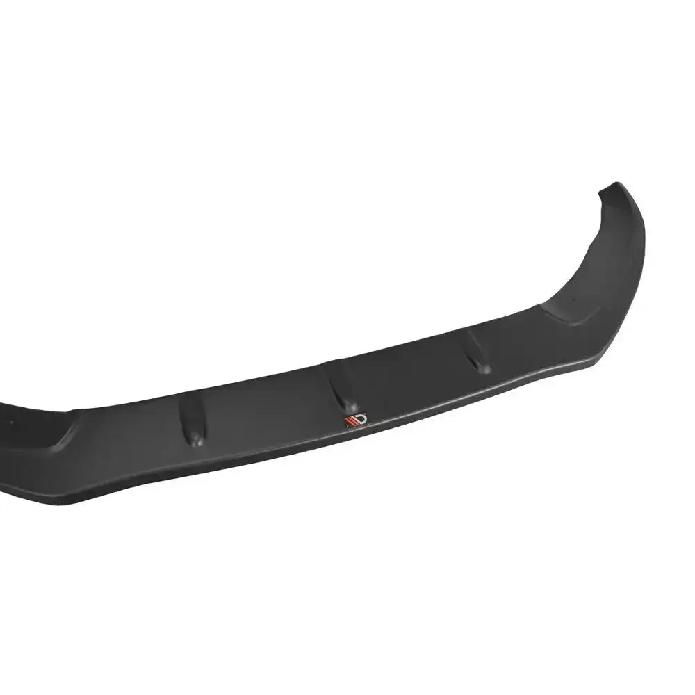 Front splitter til Audi RS5 8T, sort plastspoiler med tre ribber og logo, sett skrått ovenfra.