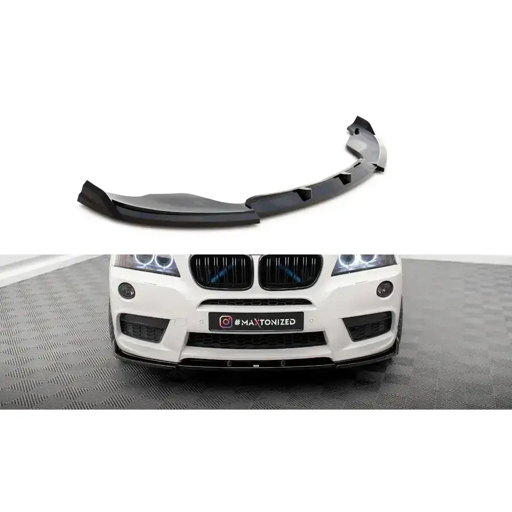 Frontspoiler til BMW X3 F25 M-Pack i svart plast, vist isolert og montert på hvit bil forfra.