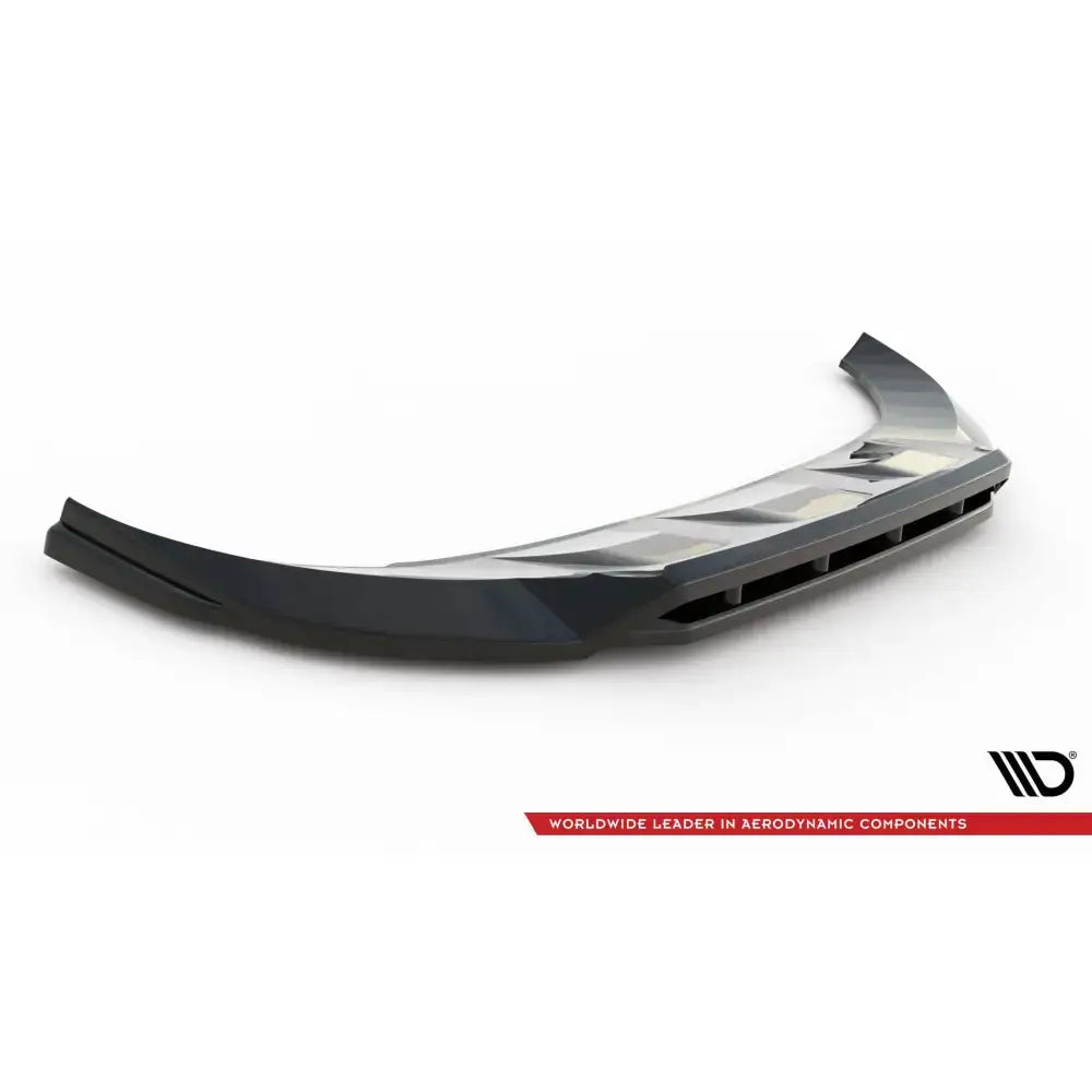 Front splitter for Cupra Ateca Mk1 Facelift i svart blank plast med luftkanaler, lav frontvinkel.