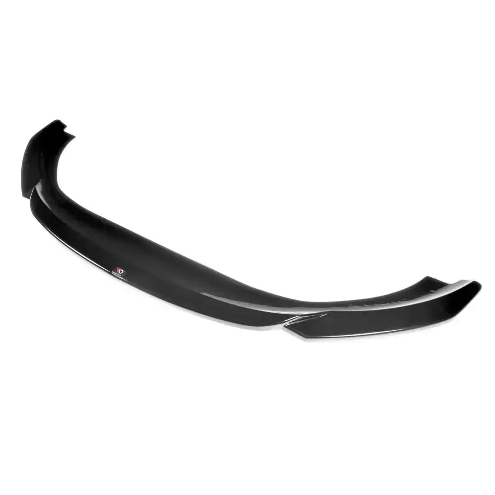 Frontspoiler Maserati Quattroporte Mk.6 Preface i sort, glanset finish med sidevinger og logo, skrå vinkel.