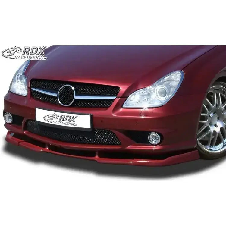 Frontspoiler Mercedes CLS-Klasse C219 med sort grill og sportslig frontleppe sett fra venstre side.