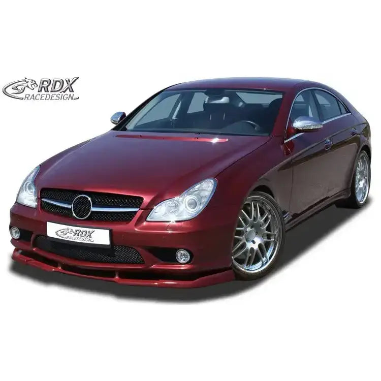 Frontleppe på Mercedes CLS-Klasse C219 med AMG Vario X frontfanger, sett skrått forfra mot hvit bakgrunn.