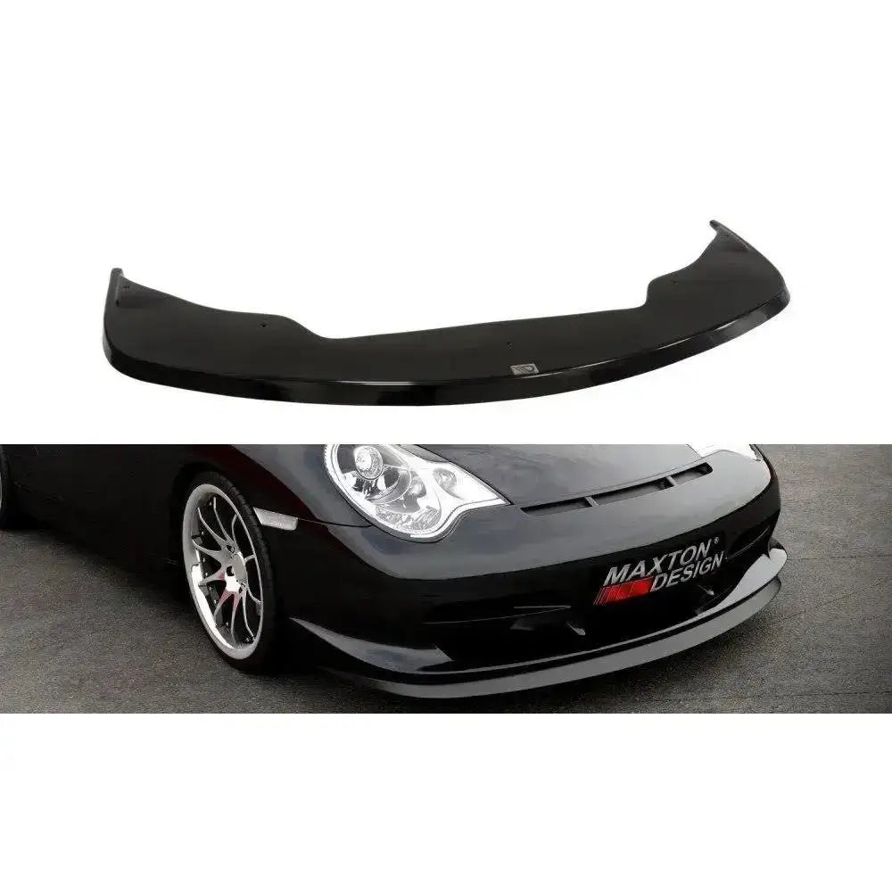 Frontspoiler til Porsche 911 Gt3 996 i blank sort plast, vist alene og montert på bilens front.
