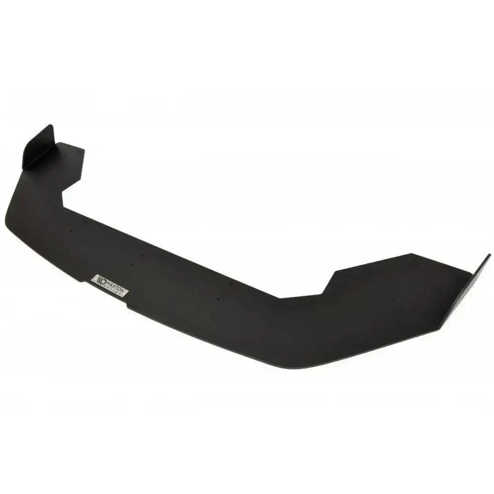 Spoiler til Ford Fiesta Mk7 St Facelift V.2 Racing i svart matt metall med vinklet design og sølvemblem.