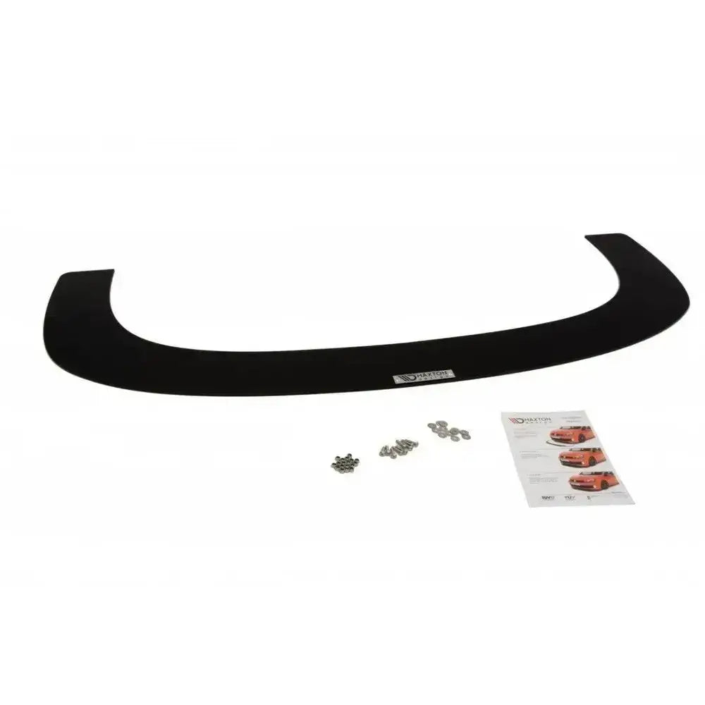 Frontspoiler til Subaru Impreza Wrx Sti Blobeye sett ovenfra med skruer og instruksjonsark på hvit bakgrunn.