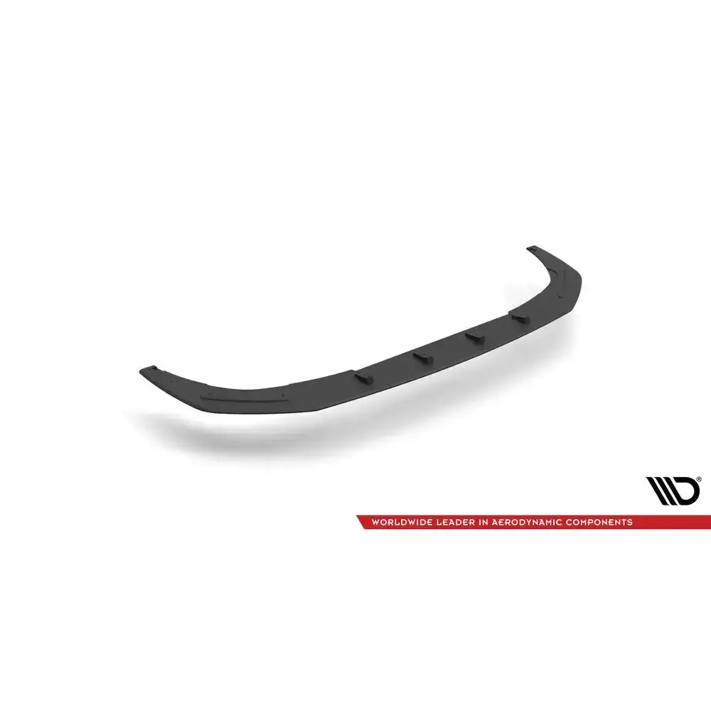 Front splitter BMW Z4 G29 M-Pack 2018 i svart plast med fem små vinger, sett skrått ovenfra.