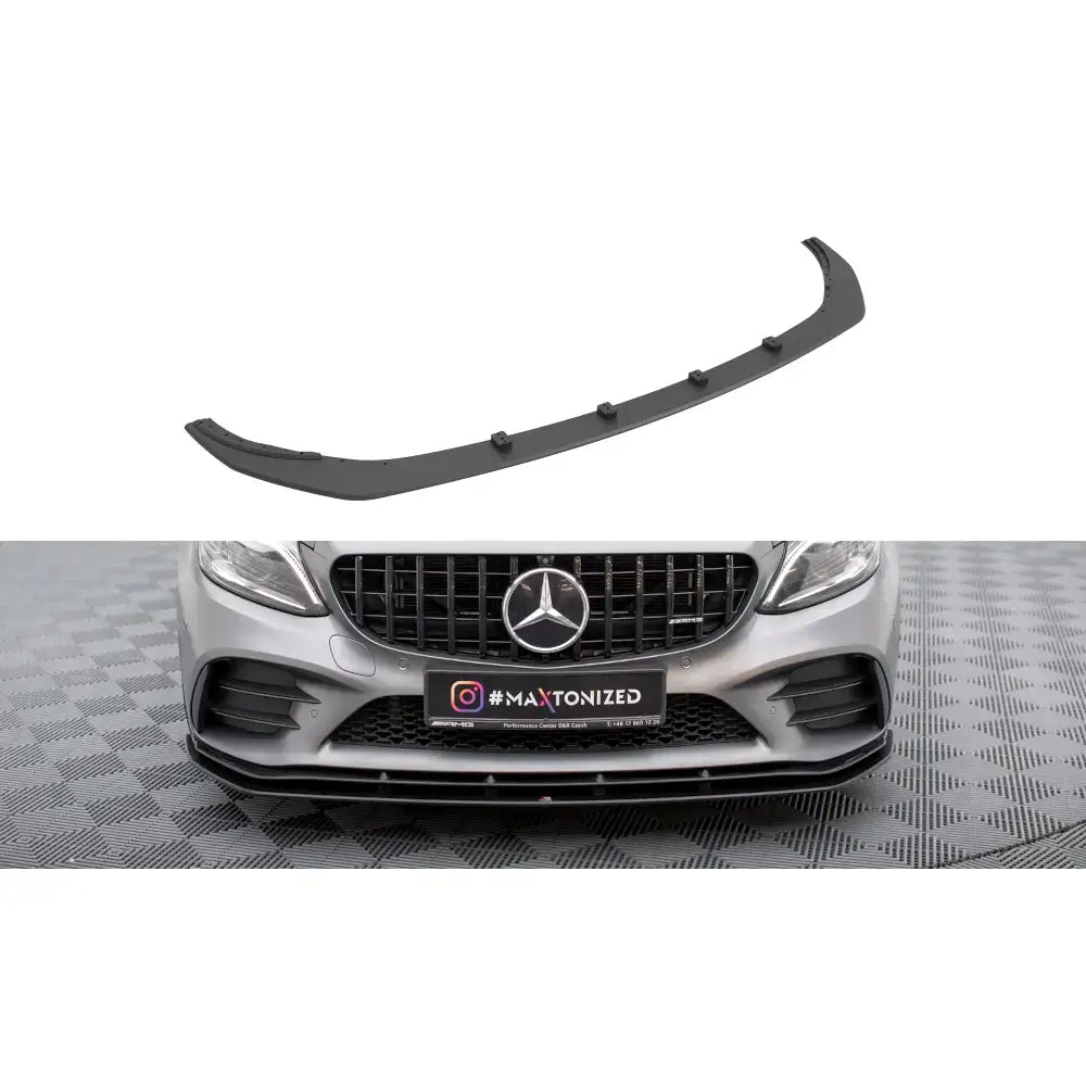 Frontspoiler Mercedes C43 Coupe C205 Pro i sort plast, vist montert foran på grå bil med synlige fester.