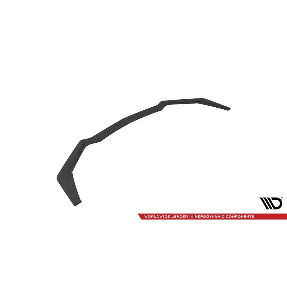 Front lip til Ford Mustang GT MK6 Facelift 17 Street Pro V.1, sort, skrått sett mot hvit bakgrunn.