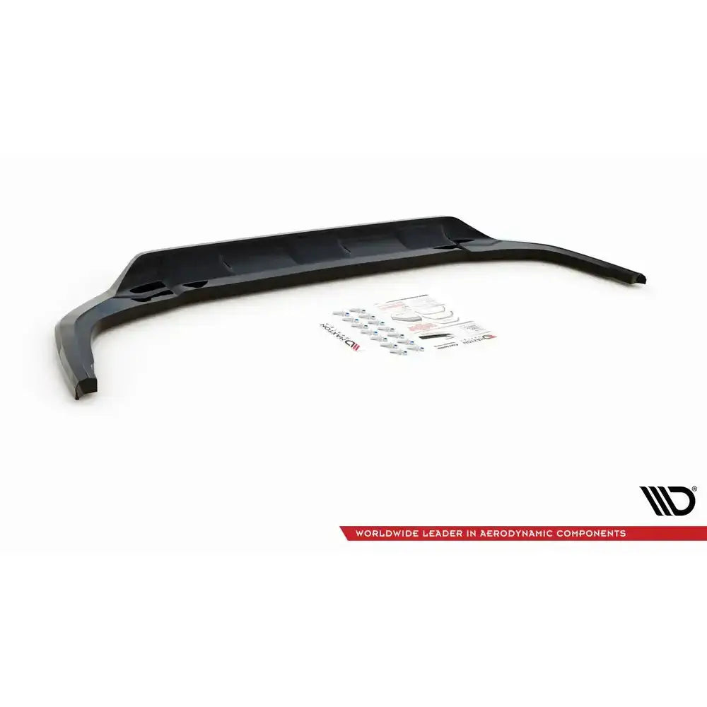 Frontspoiler Toyota RAV4 Mk5 19- med monteringsutstyr og instruksjoner sett fra skrå vinkel.