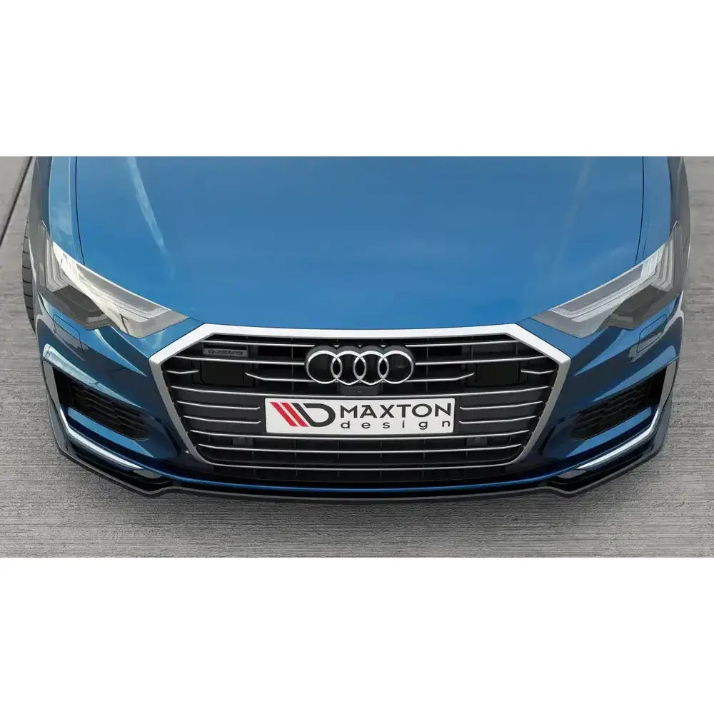 Frontspoiler Audi A6 S-Line med sølvfarget grill og Maxton Design-logo sett rett forfra.