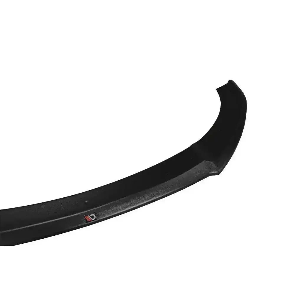 Frontspoiler Audi A7 Mk1 S-Line V.1 i sort plast med matt finish og synlig logo fra skrå vinkel.