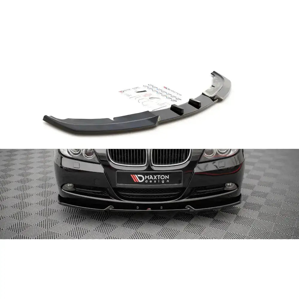 Frontspoiler BMW 3 E90 04-08 V.1 i sort plast, vist alene og montert på bilfront med vinklet design.