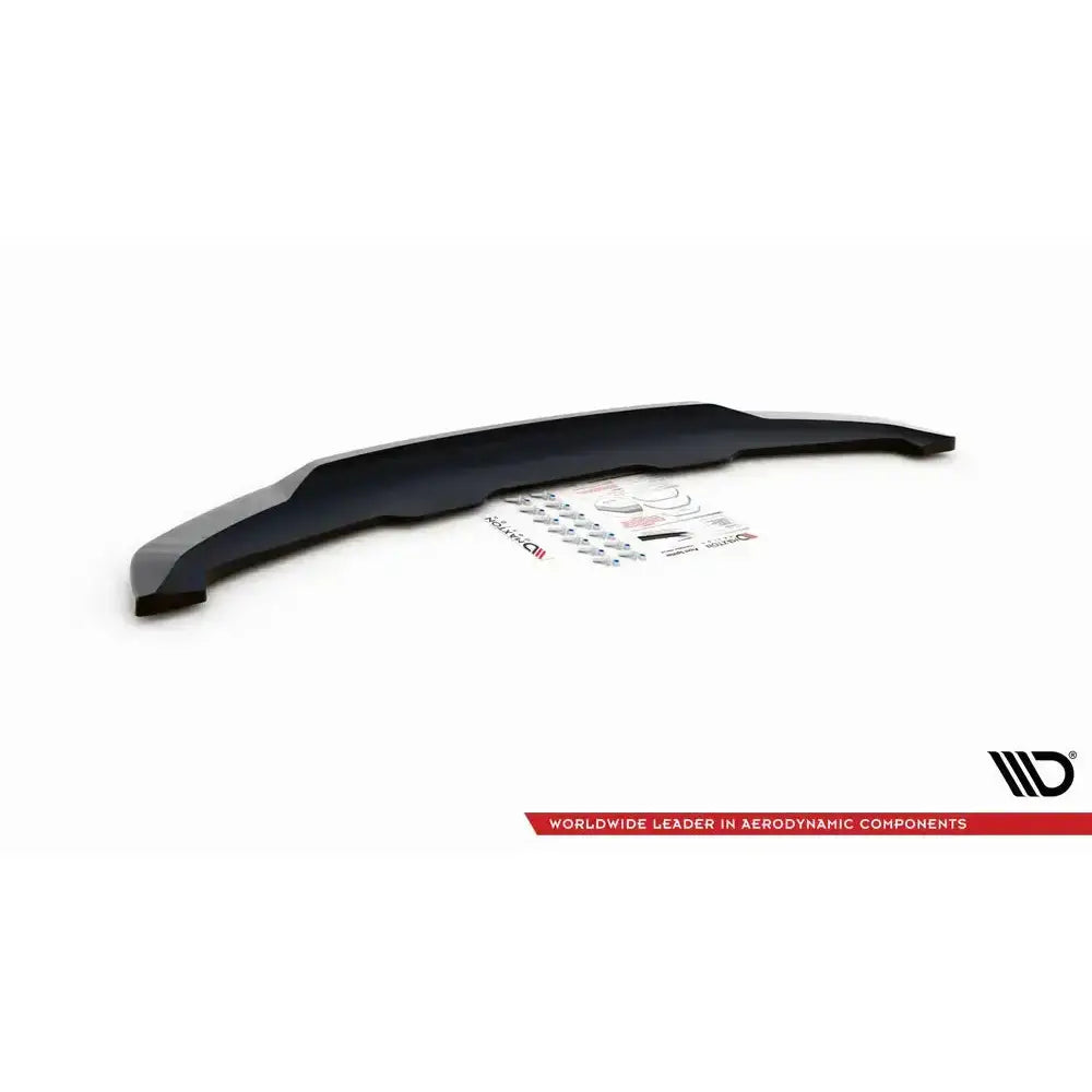 Front lip til BMW i3 Mk1 Facelift 17-22 V.1 med monteringsutstyr og instruksjoner, sett skrått ovenfra.