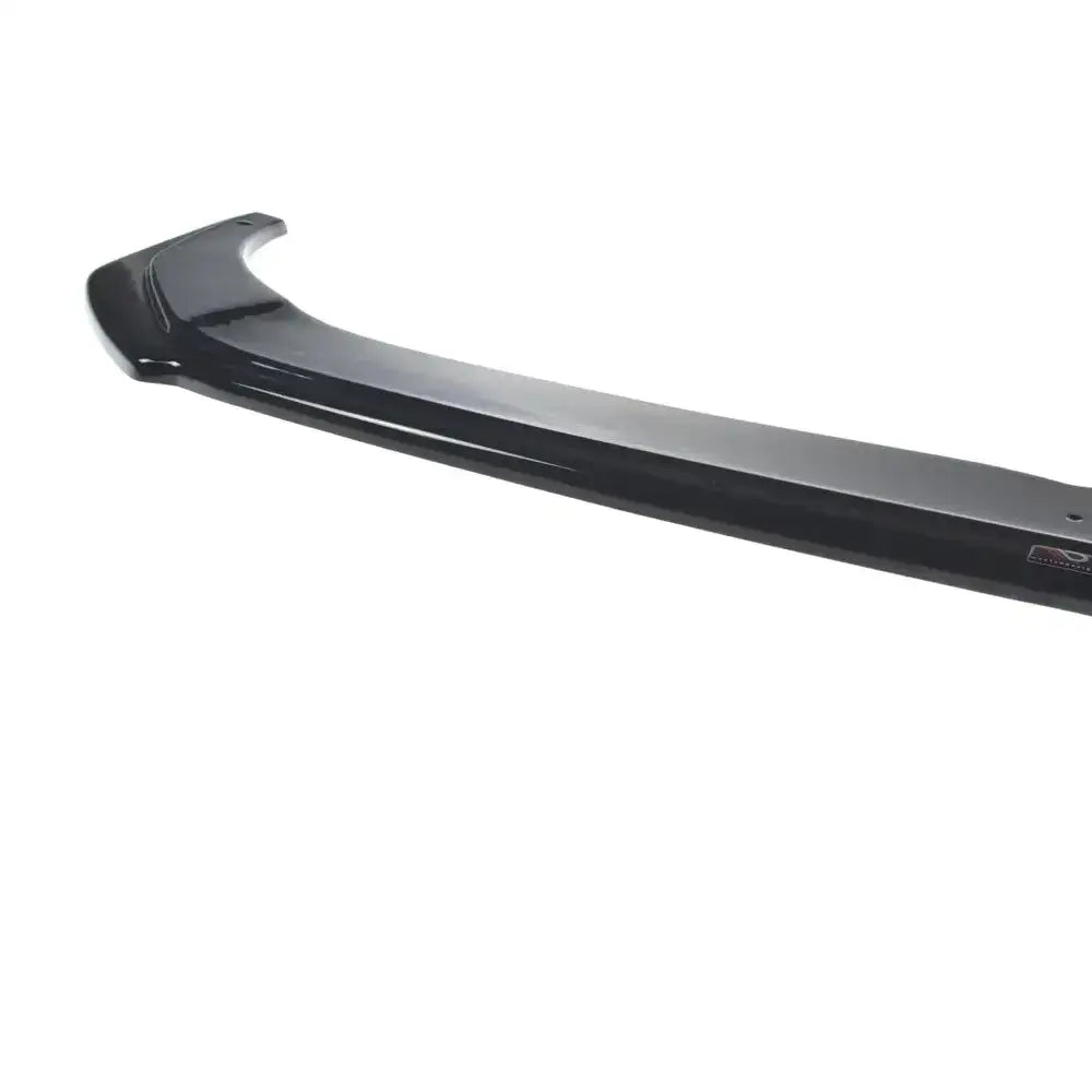 Spoiler til Kia Proceed GT Mk 3 V.1, svart blank plast med avrundede hjørner sett skrått ovenfra.