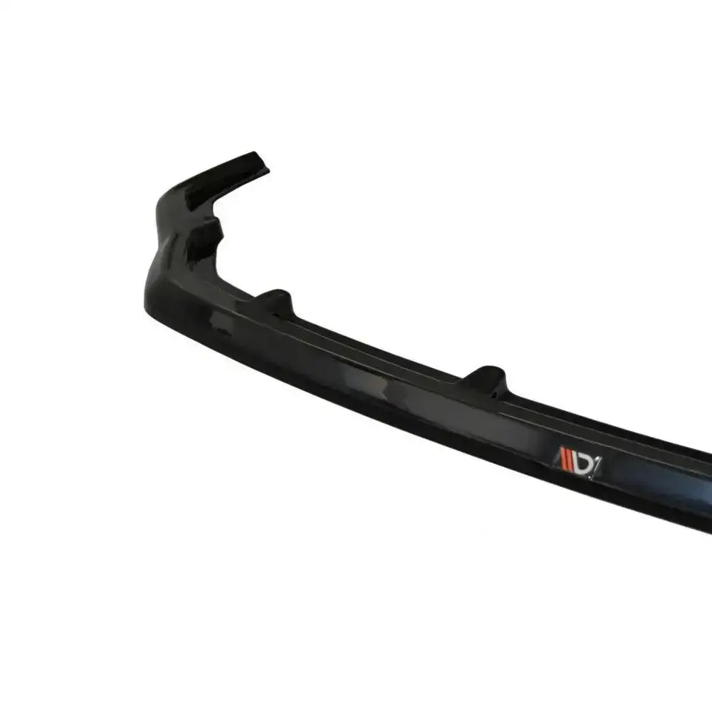 Frontspoiler Lexus RX Mk4 V.1 i sort, blank plast med opphøyde detaljer og logo med røde og hvite striper.