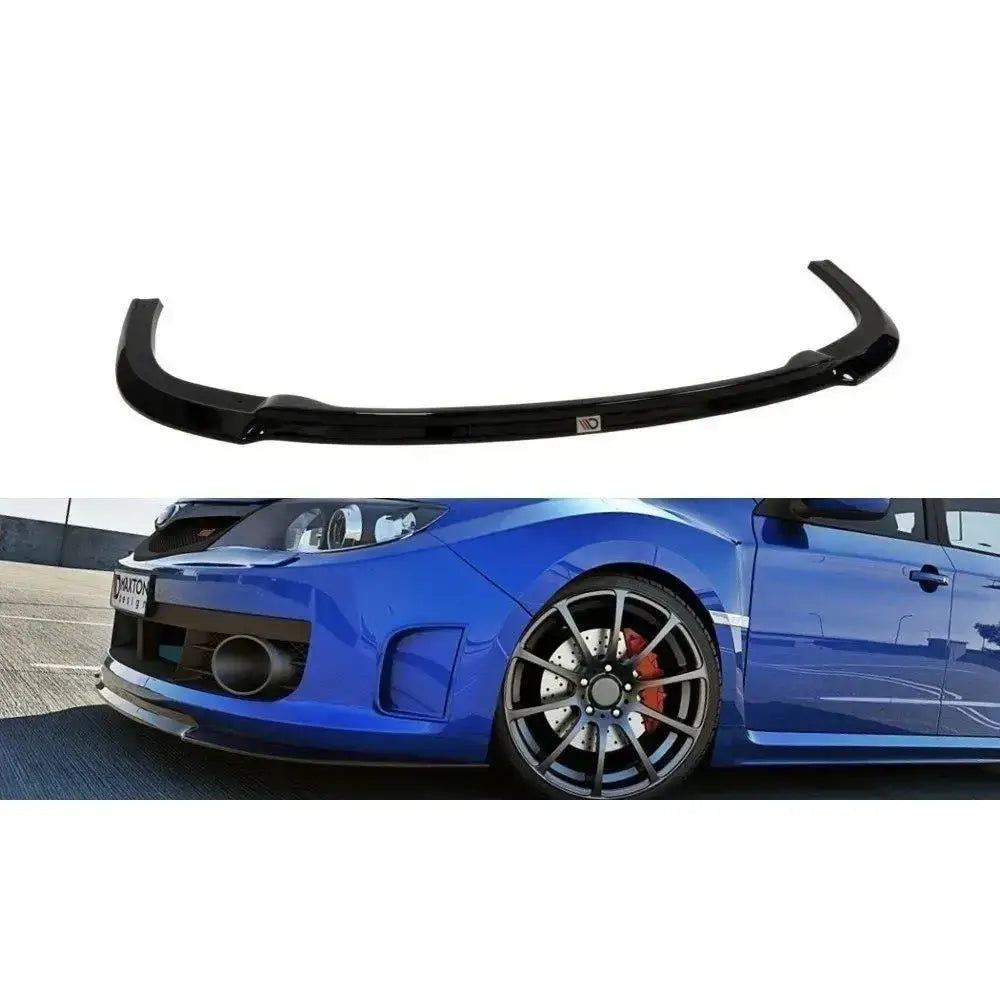 Frontspoiler Subaru Impreza Wrx Sti 2009-2011 i blank sort plast montert på blå bil med aluminiumsfelger.