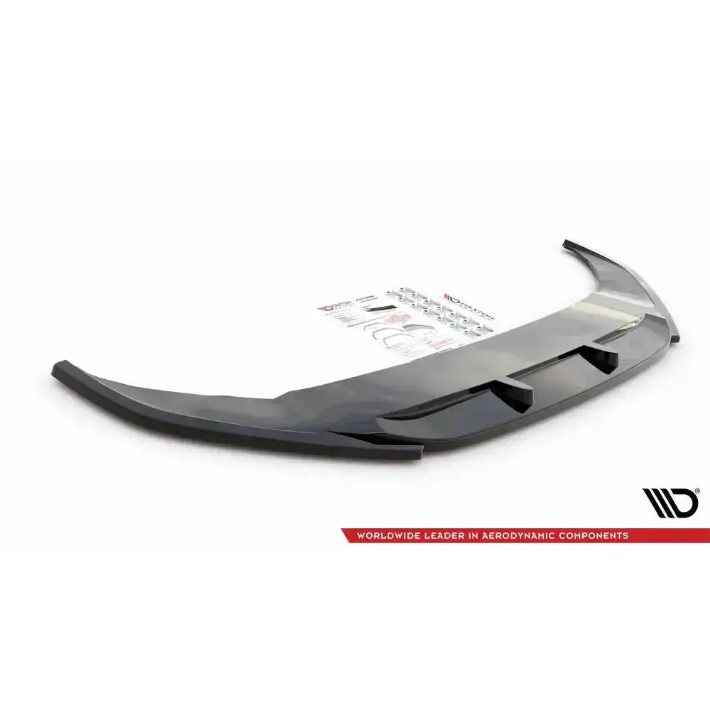 Front lip til Volkswagen Arteon R 20- V.1, sort splitter med kanter, monteringsutstyr bak på hvit bakgrunn.