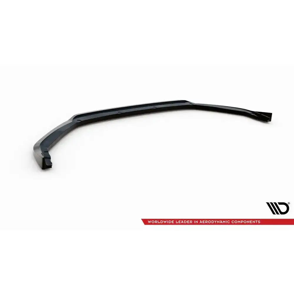 Frontspoiler Peugeot 208 GT Mk2 V.3 sett fra skrå vinkel med synlige monteringshull mot hvit bakgrunn.