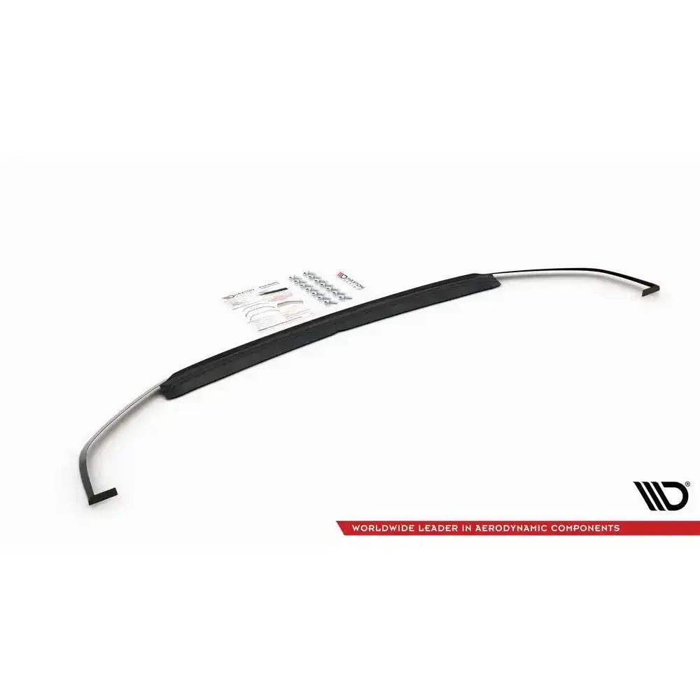 Frontspoiler VW Polo GTI MK6 V.3 sett ovenfra med sølvdetaljer, monteringsdeler og instruksjoner på hvit bakgrunn.