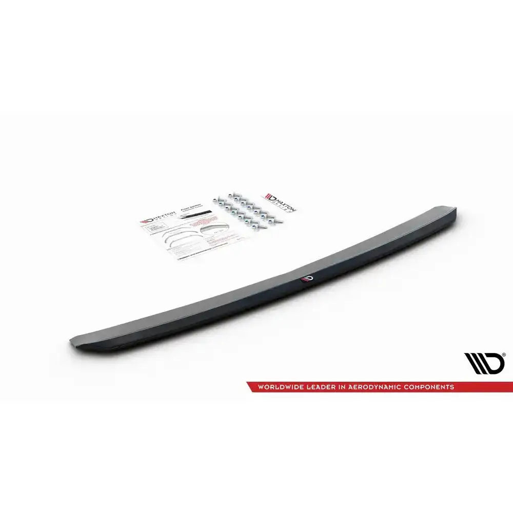 Frontspoiler VW Polo GTI MK6 V.4 i sort matt finish, skrå sidevisning med monteringsutstyr synlig.